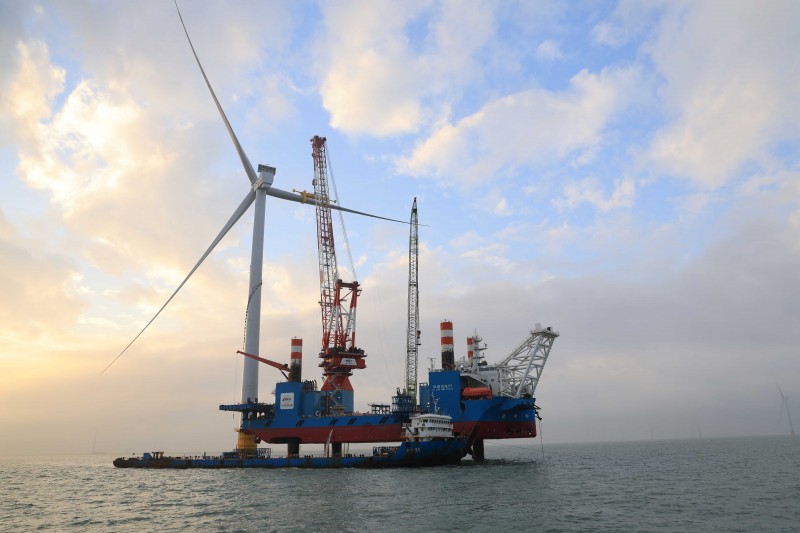 最后一台风机安装完成（张俊辉 摄）